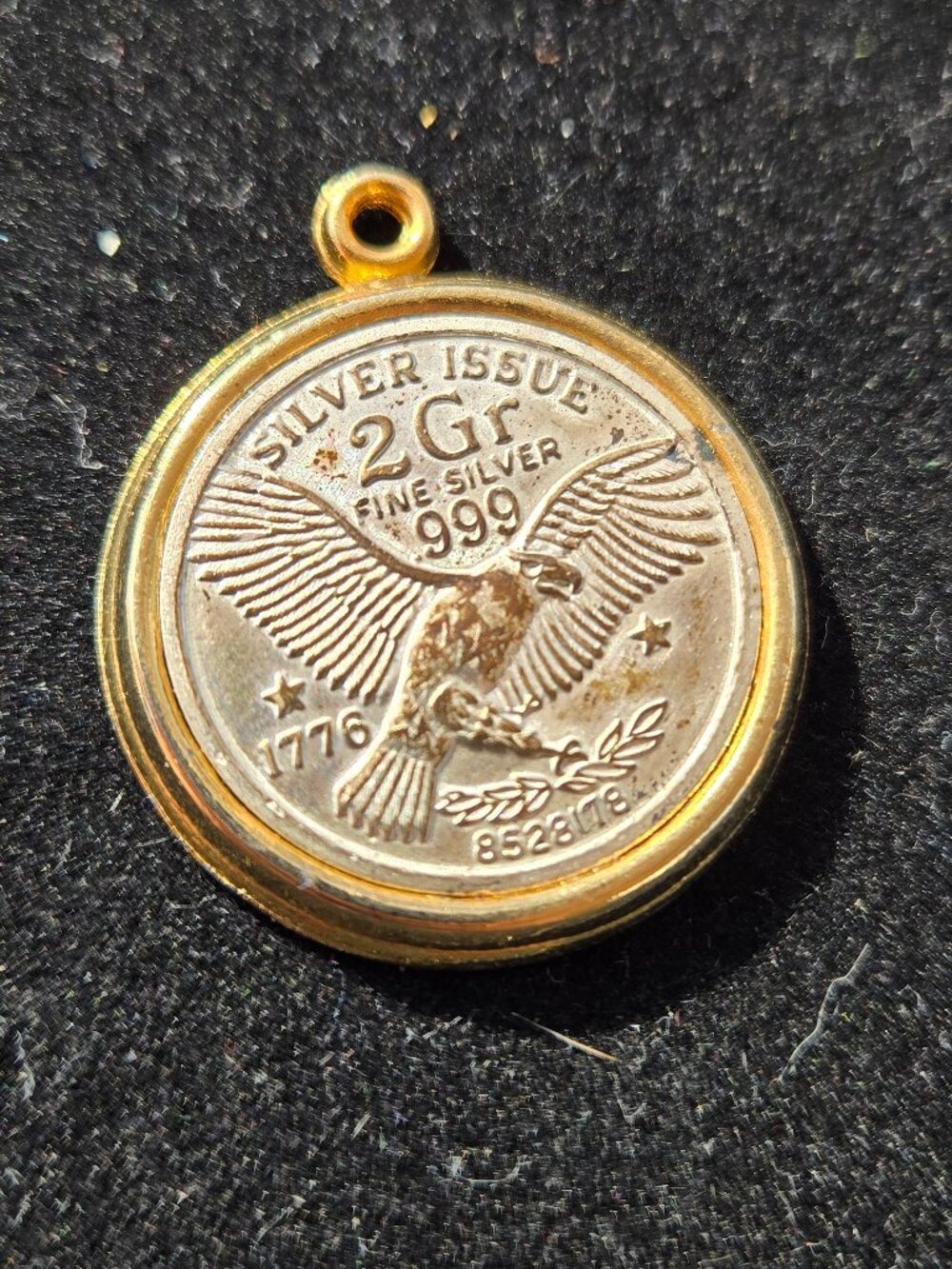 Vintage Silver Issue 2 Gr Fine Silver Eagle .999 Coin Pendant 1976 Bicentennial - Picture 3 of 5